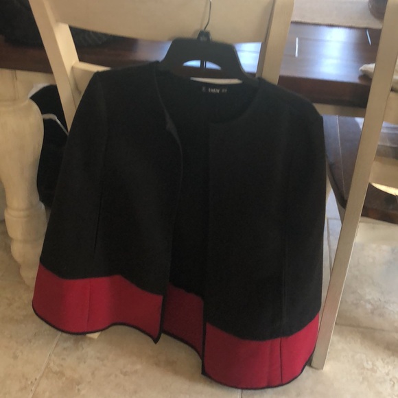 SHEIN Jackets & Blazers - EUC Shein Black & Red Cape Size XS